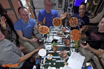 "ناسا" تتطلع لتنويع طعام رواد الفضاء بإنتاجه في الفضاء العميق