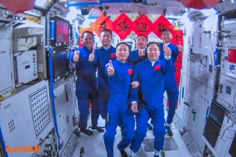 الصين ترسل أول رائد مدني في تاريخها إلى الفضاء