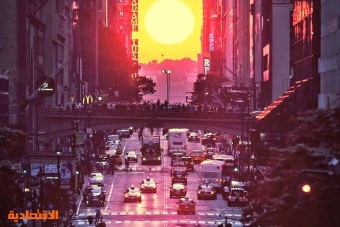غروب الشمس في نيويورك يجذب السياح