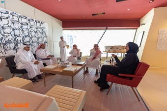  وزير الثقافة يلتقي رئيس مجلس أمناء متاحف قطر