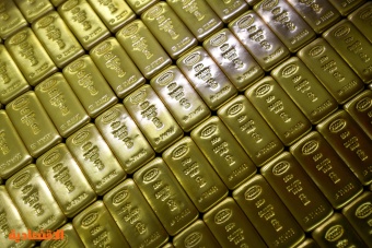 الذهب يرتفع قبيل اجتماع المركزي الأمريكي وصدور بيانات التضخم