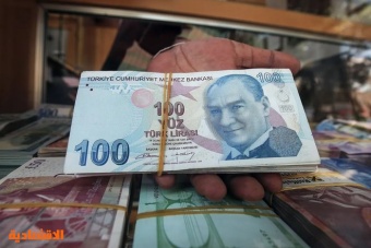 الليرة التركية تسجل مستويات متدنية قياسية جديدة بعد رفع الفائدة