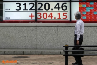 الأسهم اليابانية تغلق عند أعلى مستوى في 33 عاما