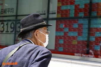 الأسهم اليابانية تتراجع لليوم الثاني بعد أن فقد ارتفاع أسهم التكنولوجيا الزخم