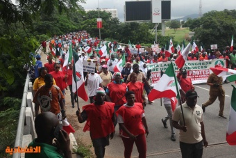 احتجاجات في نيجيريا على ارتفاع أسعار الوقود وتكاليف المعيشة
