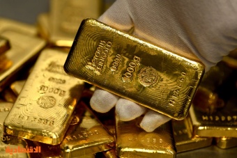 الذهب يفقد بعض البريق مع ارتفاع الدولار وسط ترقب بيانات التضخم الأمريكية