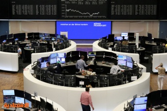 الأسهم الأوروبية تهبط 1.3 % بعد تلميح بنوك مركزية بمواصلة رفع الفائدة