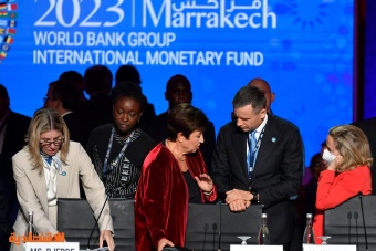 ناشطون يعتبرون البنك الدولي وصندوق النقد "أسوأ عملية احتيال"