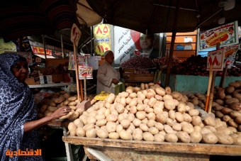 تراجع متوقع للتضخم في مصر مع ارتفاع معتدل لأسعار الغذاء