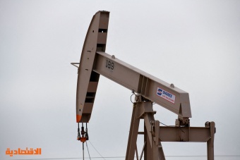 النفط ينخفض 3 % في ظل مخاوف جديدة بشأن الطلب