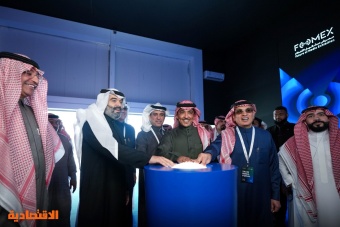 وزير الإعلام يفتتح معرض "مستقبل الإعلام" ويدشن المنصة الرقمية "سعوديبيديا"