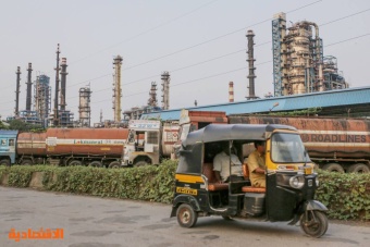 ارتفاع أسعار النفط الروسي يؤدي إلى تآكل أرباح مصافي الهند