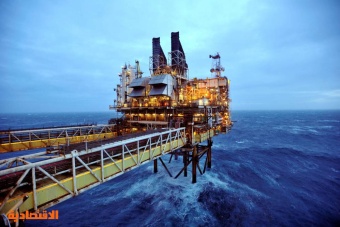 النفط قرب أعلى مستوياته في 6 أشهر بسبب التوتر في الشرق الأوسط