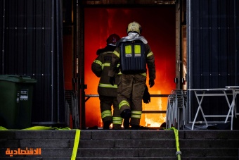 السيطرة على حريق ضخم في المبنى التاريخي لبورصة كوبنهاغن