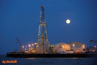 أسعار النفط تلامس أعلى مستوياتها في 2024 بدعم مخاطر تتعلق بالإمدادات