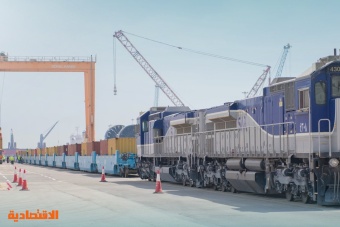 نقل أول شحنة حاويات من ميناء الجبيل التجاري عبر الخطوط الحديدية إلى ميناء الرياض الجاف