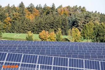 خضوع شركات طاقة شمسية صينية لتحقيقات في أوروبا .. اختبار جديد لقانون الدعم